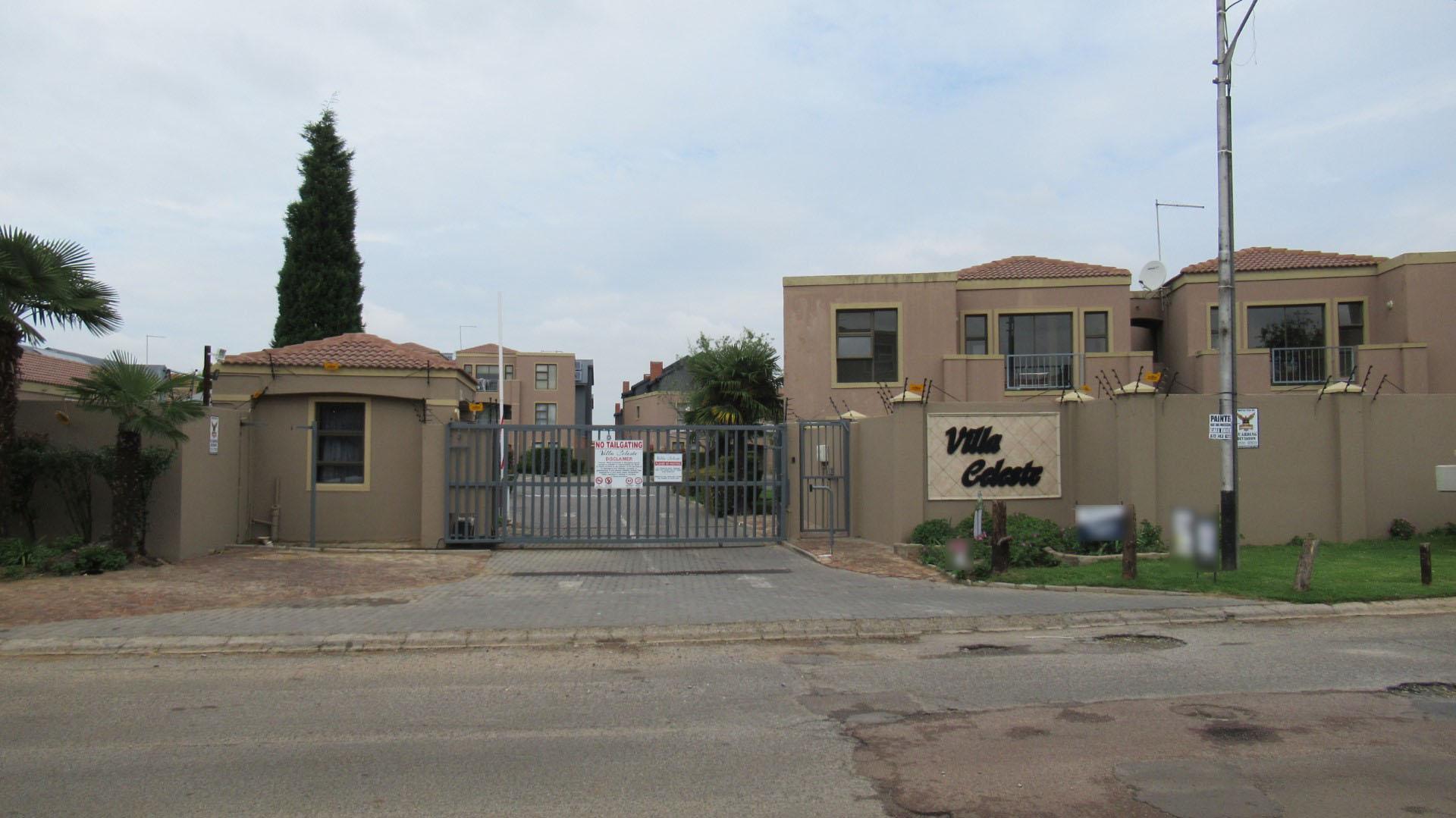 Front View of property in Boksburg