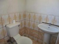 Bathroom 1 - 5 square meters of property in Tsakane