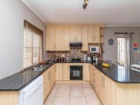 Kitchen of property in Willowbrook