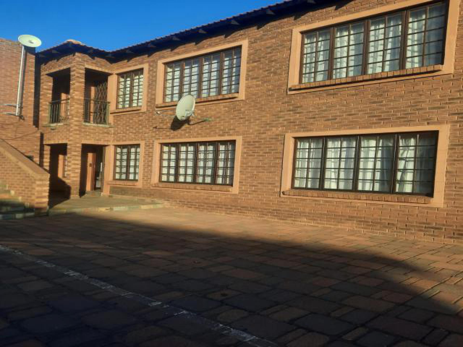 Front View of property in Middelburg - MP