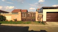 Front View of property in Vosloorus