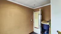 Bed Room 2 - 10 square meters of property in Pomona