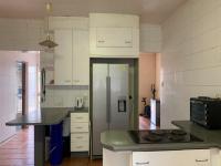 Kitchen - 32 square meters of property in Riamarpark