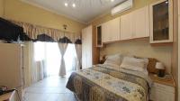 Main Bedroom - 20 square meters of property in Mount Edgecombe 