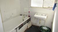 Bathroom 1 - 6 square meters of property in Grootvlei
