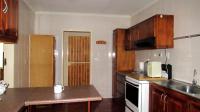 Kitchen - 25 square meters of property in Rayton