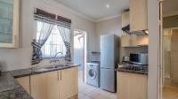 Kitchen - 12 square meters of property in Crystal Park