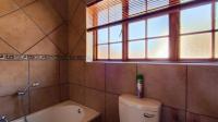 Bathroom 2 - 5 square meters of property in Kempton Park