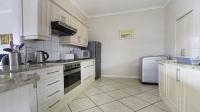 Kitchen - 40 square meters of property in Struis Bay