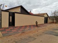 3 Bedroom 3 Bathroom House for Sale for sale in Mmesi Park