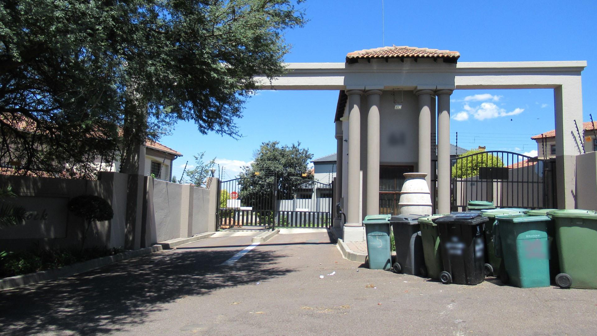 Front View of property in South Crest