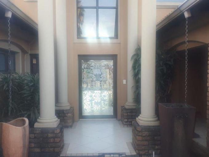 5 Bedroom House for Sale For Sale in Blue Valley Golf Estate - MR458250