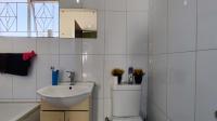 Bathroom 1 - 4 square meters of property in Sasolburg