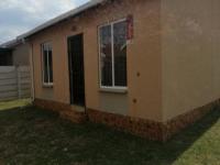 Front View of property in Savanna City