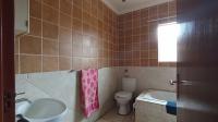 Bathroom 2 - 8 square meters of property in Ninapark