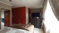 Main Bedroom - 32 square meters of property in Ninapark