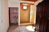 Bathroom 3+ - 21 square meters of property in Umzinto