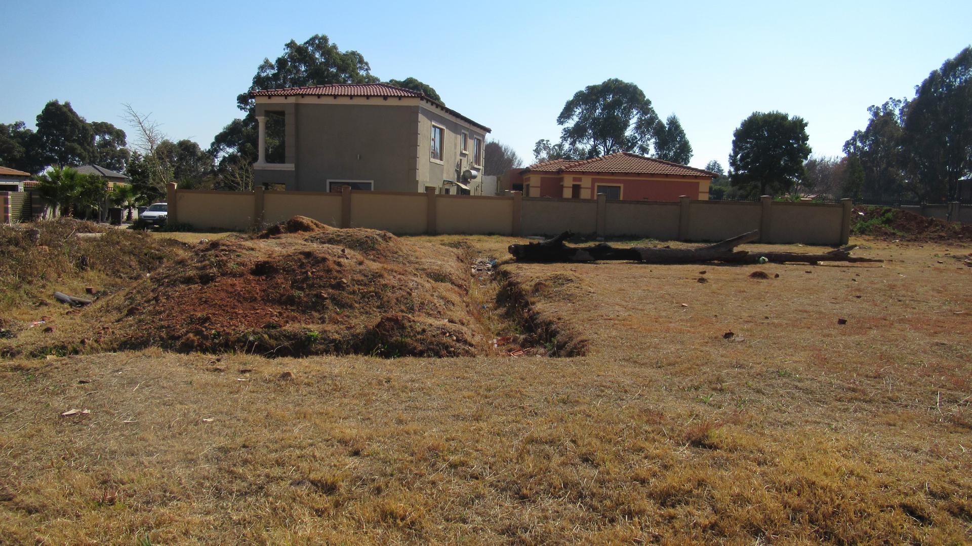 Front View of property in Munsieville South