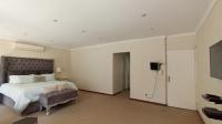 Main Bedroom - 55 square meters of property in Gallo Manor