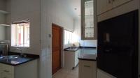 Kitchen - 33 square meters of property in Gallo Manor