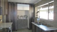 Kitchen - 19 square meters of property in Dalpark