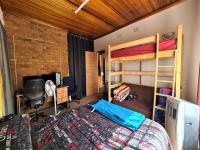 Bed Room 1 - 25 square meters of property in Sunward park