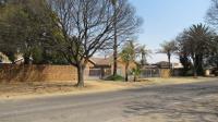 Front View of property in Sunward park