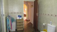 Bathroom 1 - 12 square meters of property in Sunward park