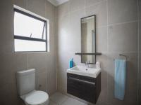 Bathroom 2 of property in Bryanston