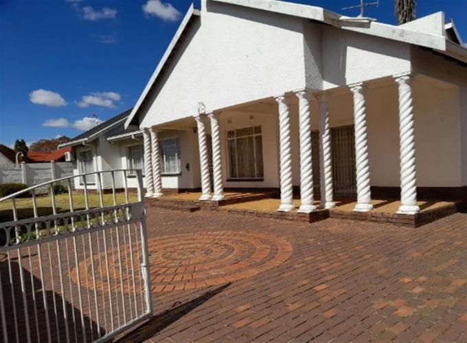 Standard Bank SIE Sale In Execution 3 Bedroom House for Sale in Fleurhof - MR466933