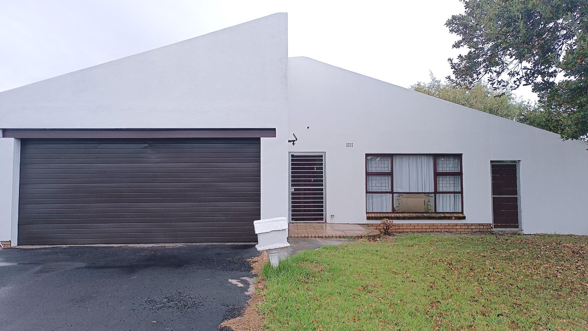 Front View of property in Welgelegen (Cpt)