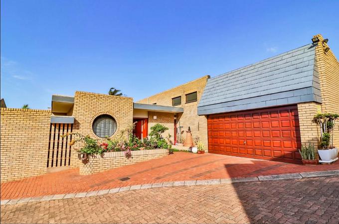 8 Bedroom Sectional Title for Sale For Sale in Glenwood - DBN - Home Sell - MR468609