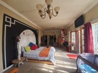 Main Bedroom of property in Ficksburg