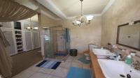 Main Bathroom of property in Ficksburg