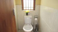 Guest Toilet - 2 square meters of property in Bergsig - Heidelberg