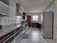 Kitchen of property in Crystal Park