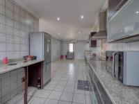 Kitchen of property in Crystal Park