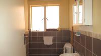 Main Bathroom - 4 square meters of property in Buccleuch