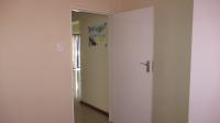 Bed Room 1 - 10 square meters of property in Buccleuch