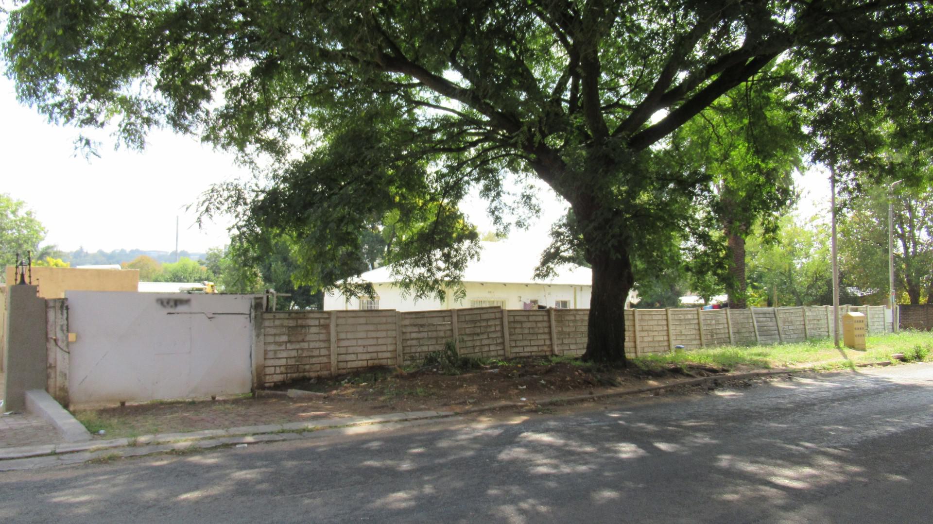 Front View of property in Edenvale