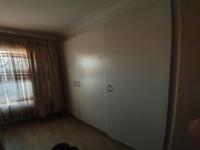 Bed Room 1 - 10 square meters of property in Mohlakeng