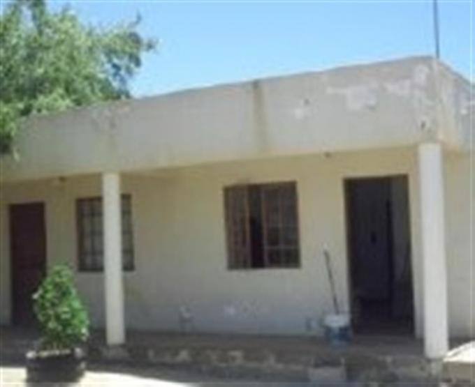 Standard Bank SIE Sale In Execution House for Sale in Nieuwoudtville - MR473174