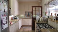 Kitchen - 21 square meters of property in Beverley Gardens