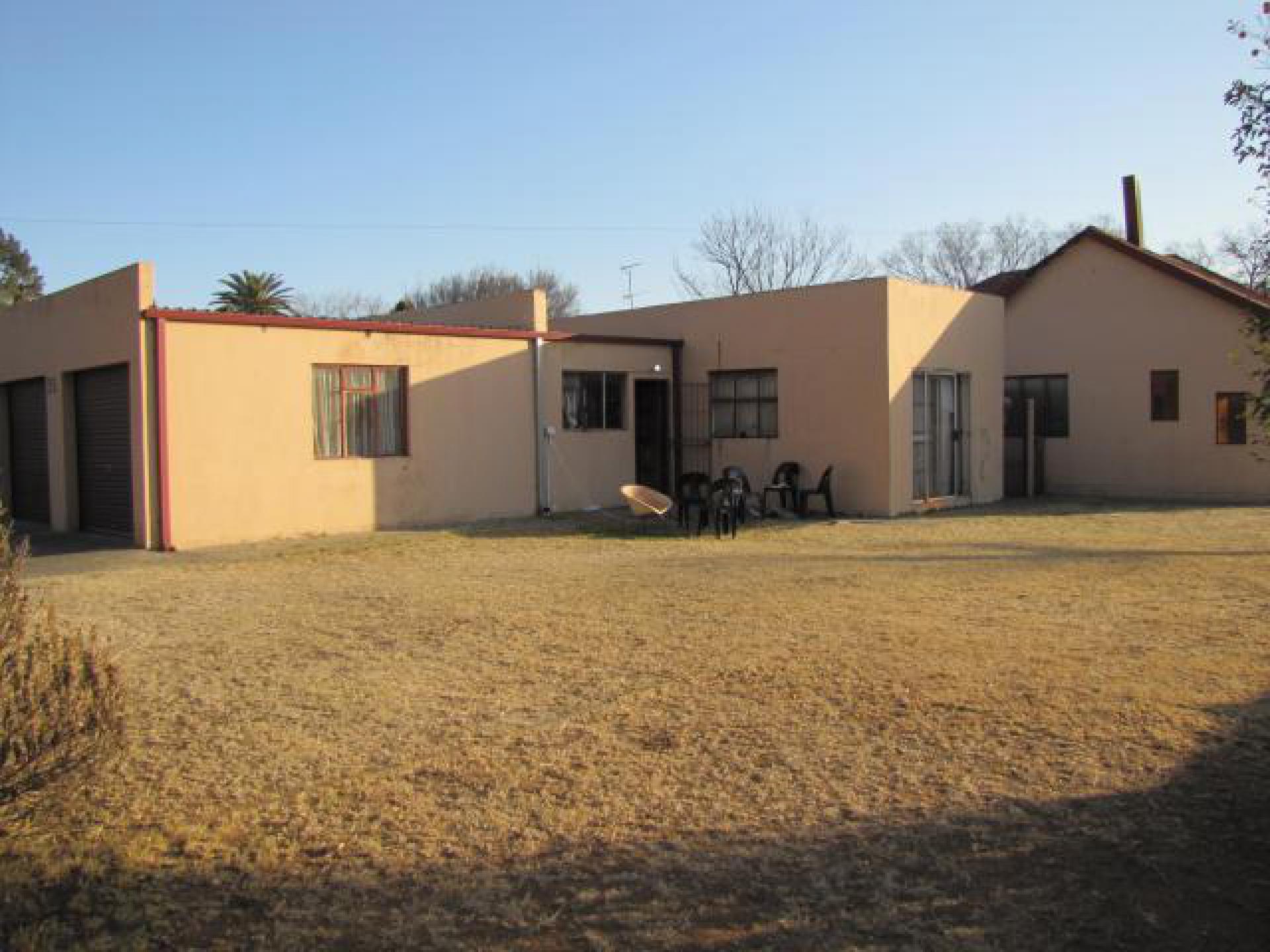 Front View of property in Sasolburg