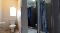 Bathroom 1 - 9 square meters of property in Brixton