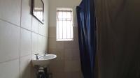 Bathroom 1 - 9 square meters of property in Brixton