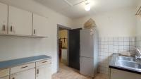 Kitchen - 12 square meters of property in Brixton