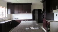 Kitchen - 17 square meters of property in Everest Heights