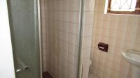 Main Bathroom - 7 square meters of property in Everest Heights