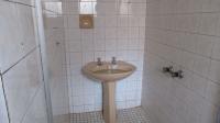 Bathroom 2 - 3 square meters of property in Everest Heights